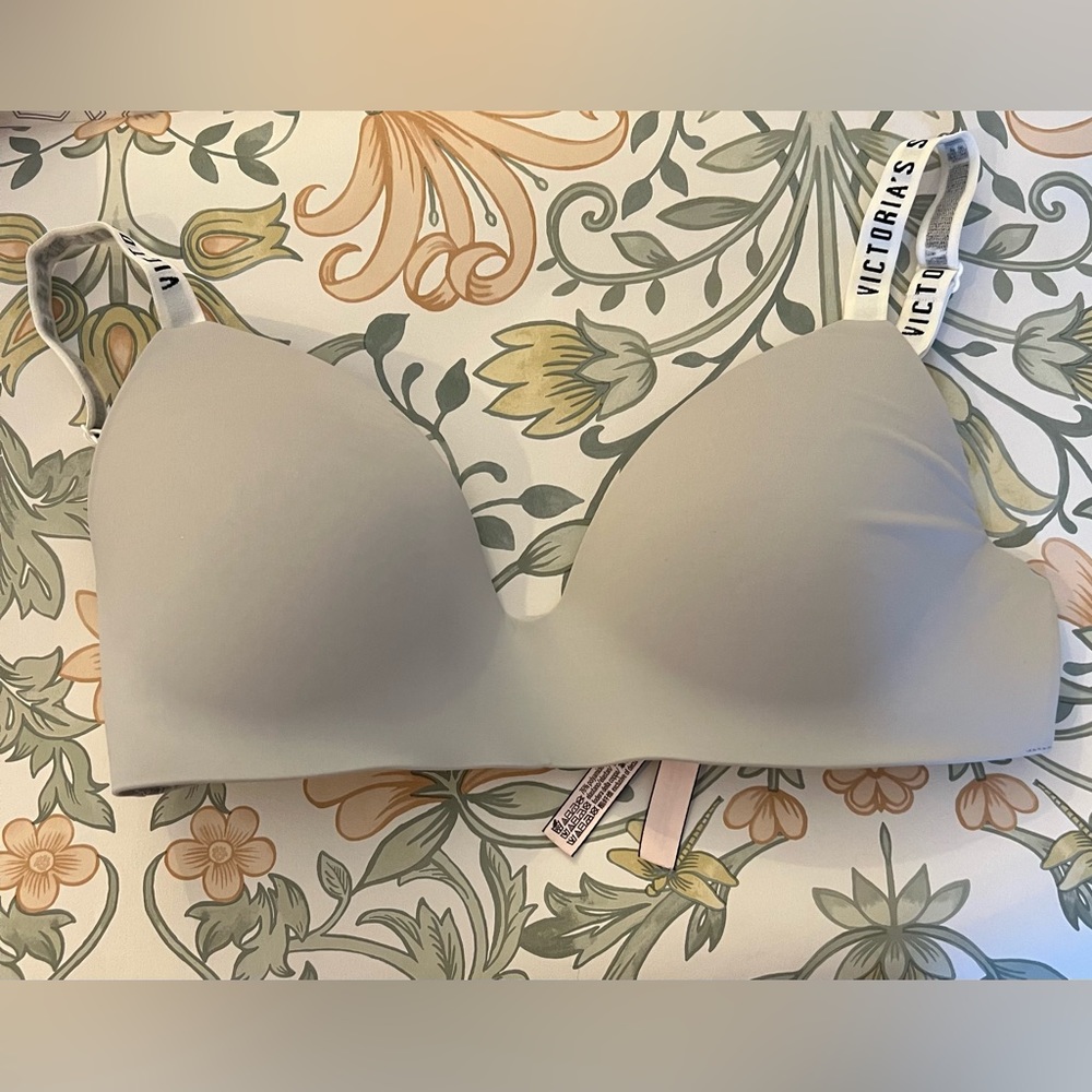 Lot of 2 36C Cotton Lightly Lined Wireless Bra